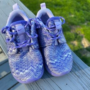 Nike toddler sneakers size 8